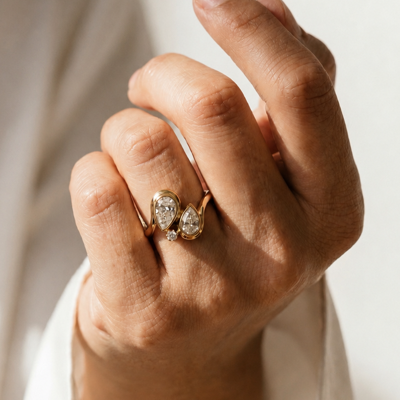 The Trielle: Pear-Cut Toi et Moi Lab Diamond Ring