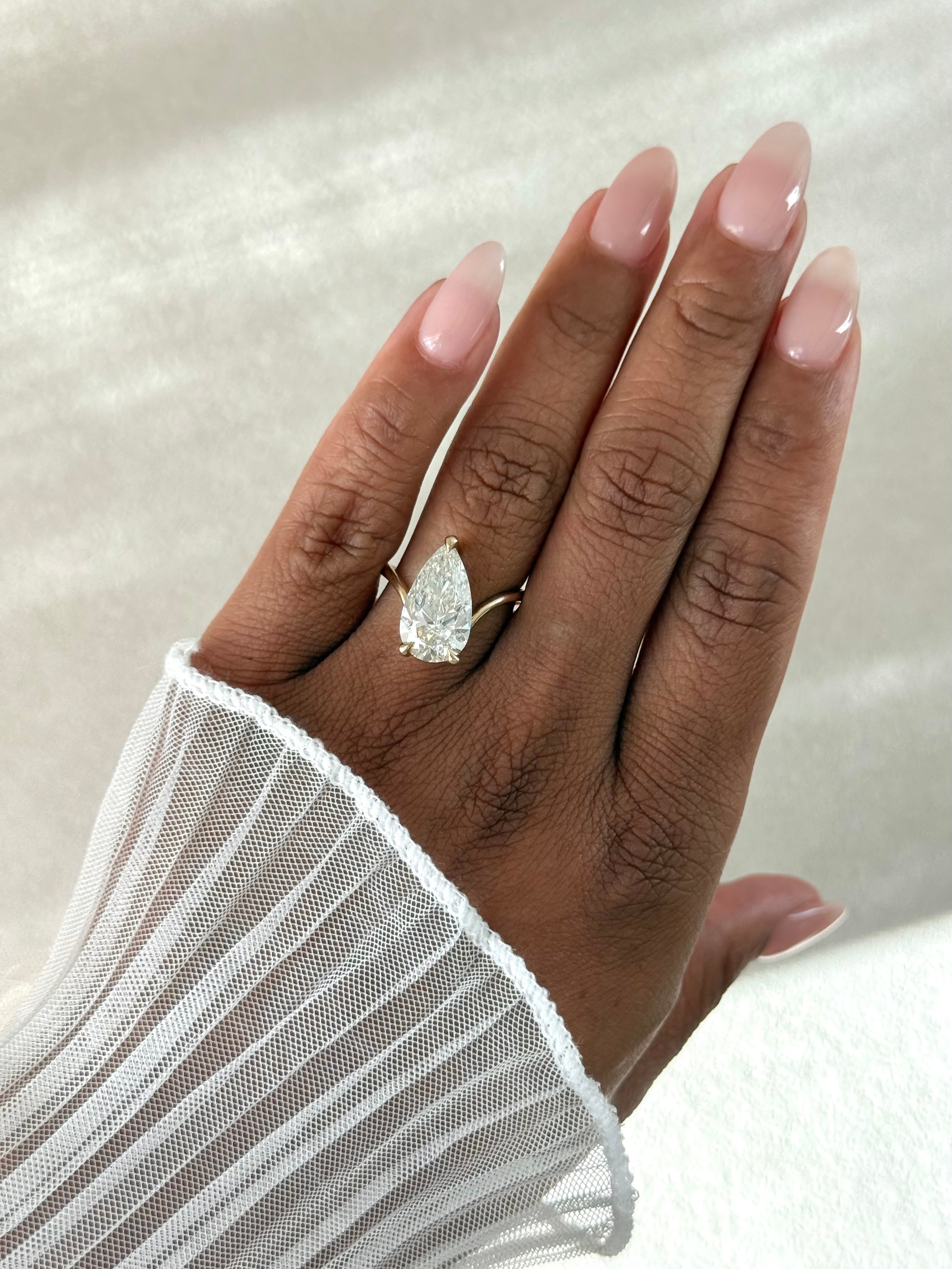 The Vale: 4.5CT Pear-Cut Lab Diamond Ring