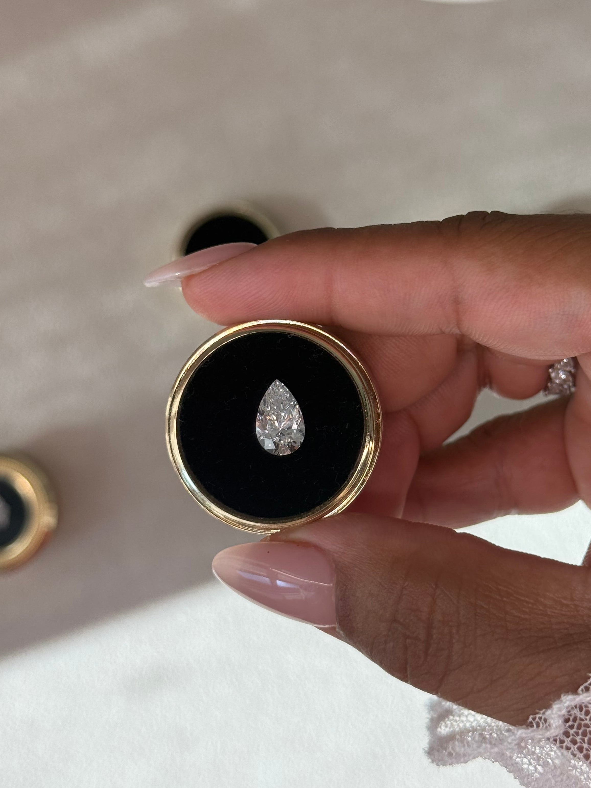 Loose Lab Diamond: 1.59 CT Pear-Cut Diamond with IGI Report