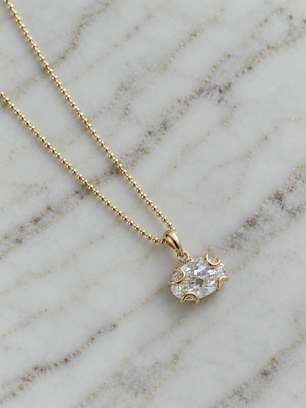 The Femme Pendant