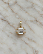The Femme Pendant