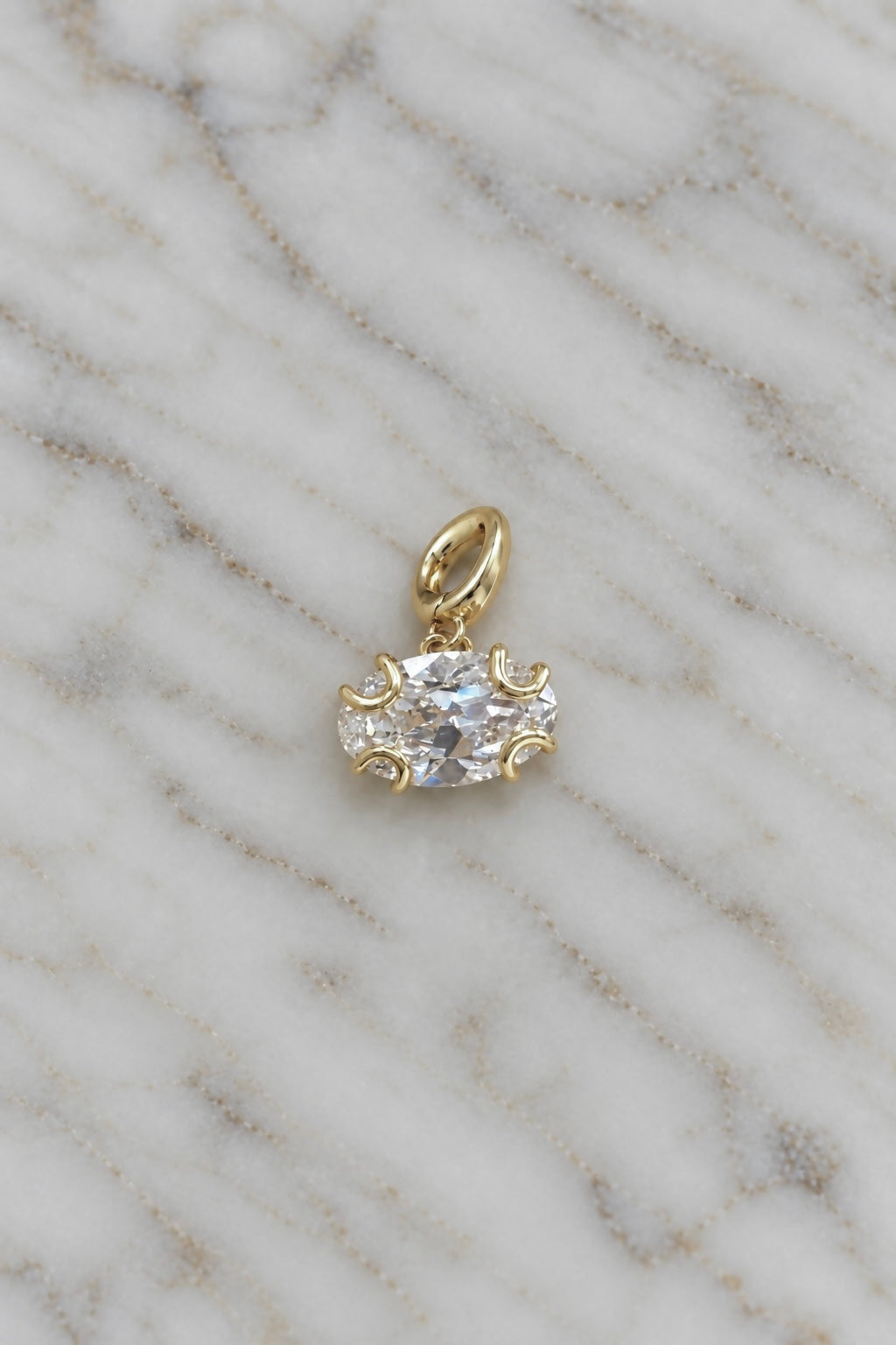 The Femme Pendant