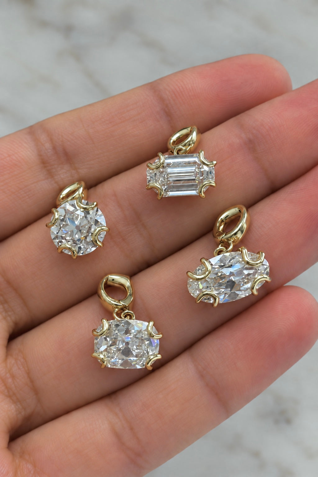 The Femme Pendant