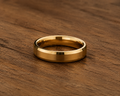 Men’s Comfort Fit Band: Beveled Edge, 14k Gold